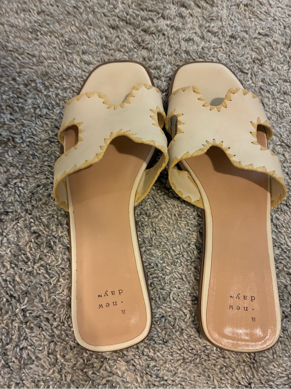 New Day Women’s Cream Scalloped Slide Sandals
